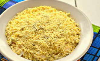 Салат &laquo;Подсолнух&raquo; с чипсами классический