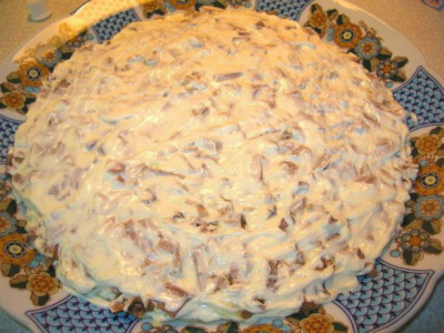 Салат &laquo;Подсолнух&raquo; с чипсами классический