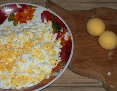Салат &laquo;Подсолнух&raquo; с чипсами классический
