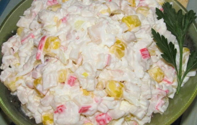 Салат с крабовыми палочками