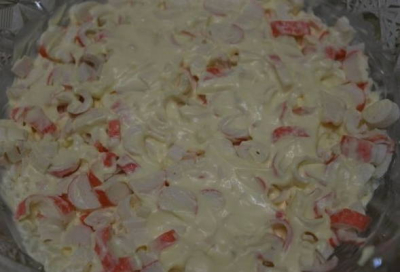Салат с крабовыми палочками