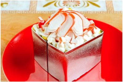 Крабовый салат с кукурузой классический