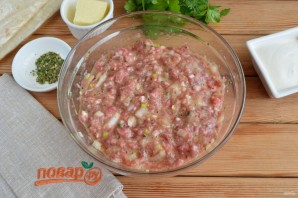 Фарш в лаваше по-провански