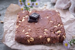 Вкусный шоколадный щербет с арахисом 