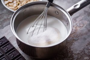 Вкусный шоколадный щербет с арахисом 
