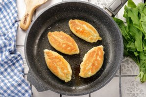 Пирожки со щавелем 